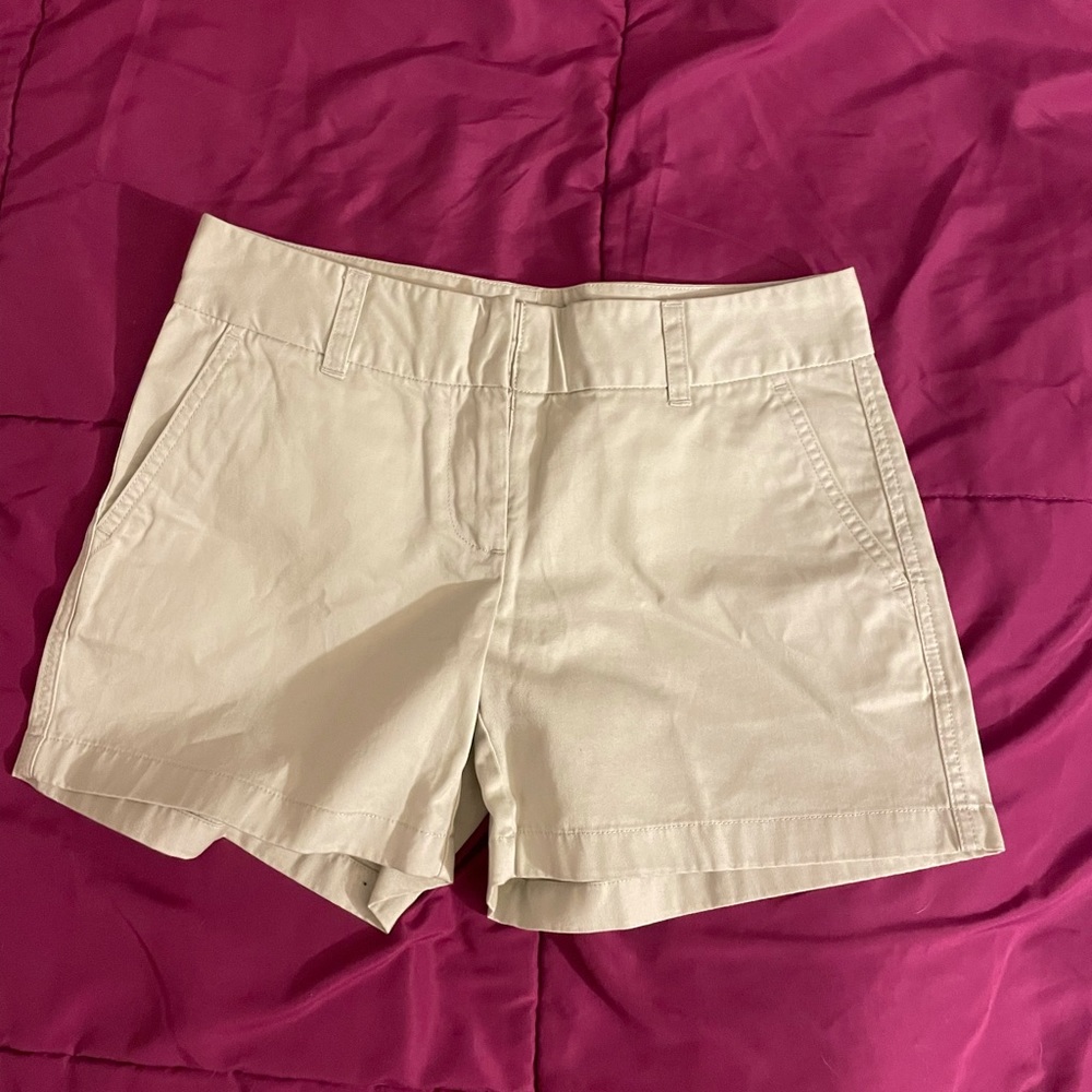 women’s vineyard vines shorts